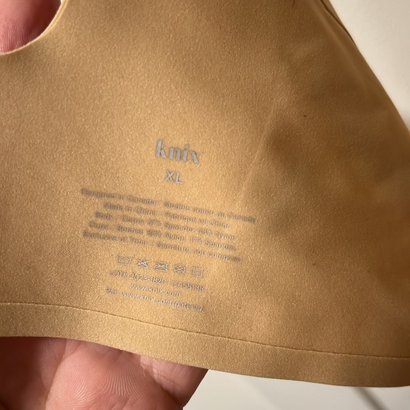 NWT Knix Shadow Mesh Bra - Picture 5 of 6